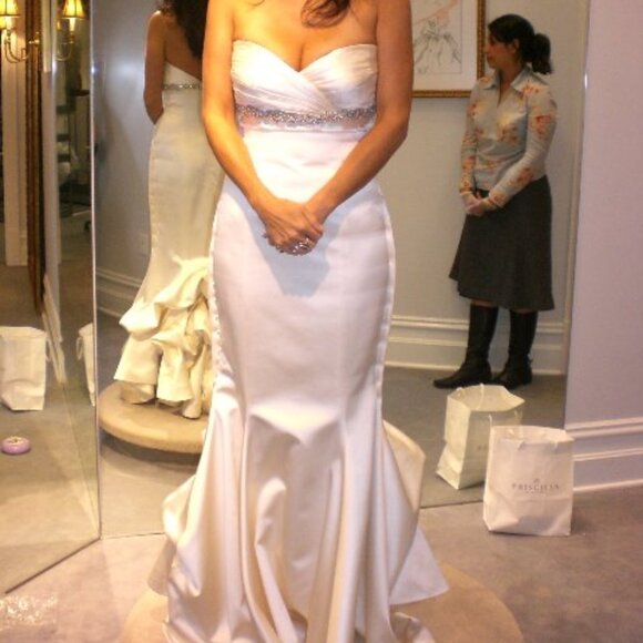 WEDDING GOWN - Priscilla of Boston - size 8 - Picture 6 of 7